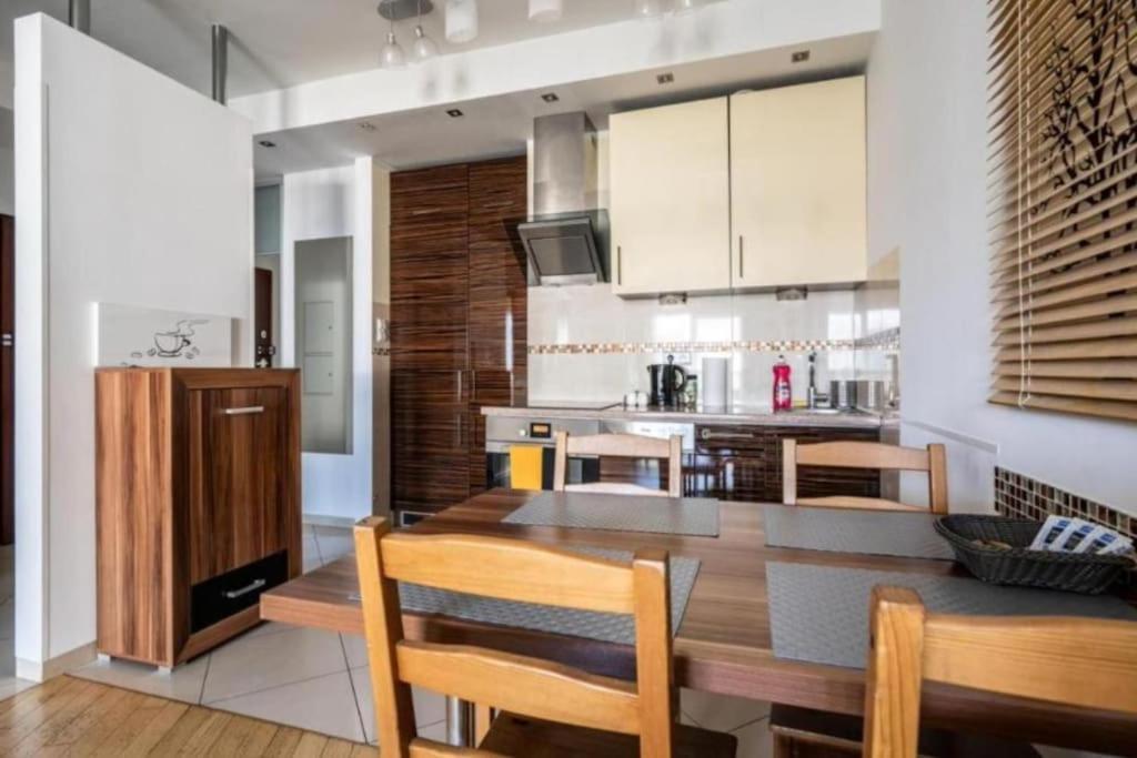 Apartament - Great Location - One Bedroom - Platinum Towers